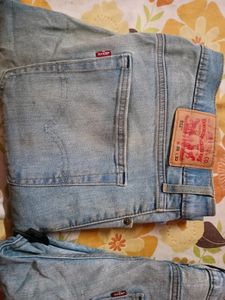 2 Levi&#39;s Jeans For Men