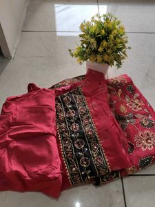 Elegant Pink Kurta Set