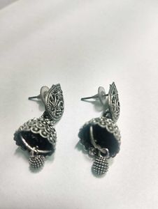 Silver Jhumka Earrings
