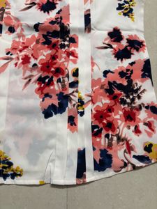 “Rare” Floral Prints Top