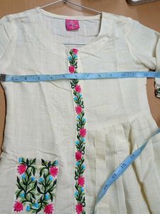 Kurti For 5-7 Yrs Girls, Embroidered pocket