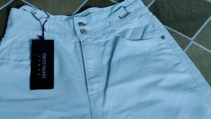 White Wideleg Jeans