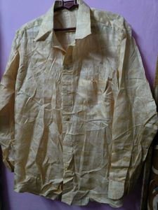 Men&#39;s Casual Shirt