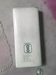Syska Power Bank 10000 mAh/37Wh