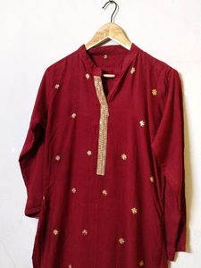 Round Collar Neck Long Kurtas For Women