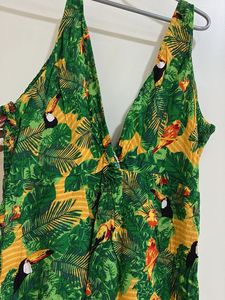 Perfect Tropical Dress For Vacation