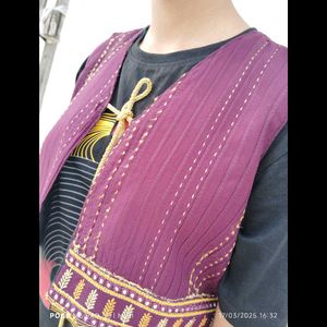 Embroidered Crop Vest