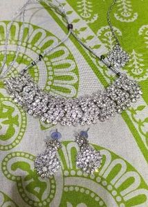 Elegant Silver Jewelry Set
