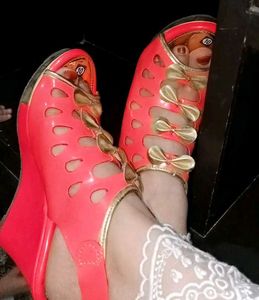 Rose Colour Heels
