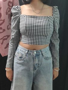 Gingham Crop Top - Chic & Trendy