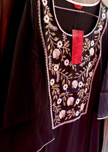 BLACK EMBROIDERY WITH ELEGANT LOOK BY W