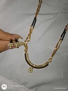 dainty gold chain necklace black stone w earrings