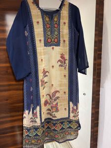 Elegant Floral Print Kurti
