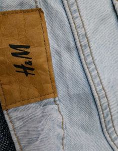 H&amp;M Flared Jeans Women&#39;s 💙🛍️