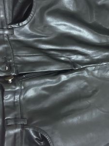 Shiny Black Skinny Pants