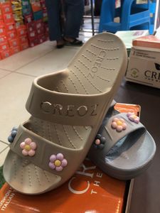 Cute Floral Detail Slides