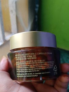 Medicube vitamin c capsule cream