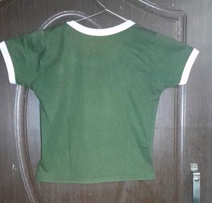 olive green crop top 👕😇