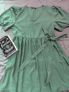 Cute Green Dress🌷