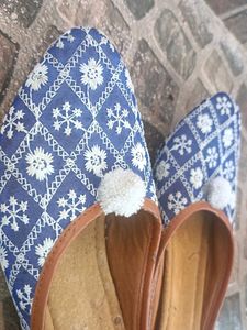 jutti , traditional wear ,