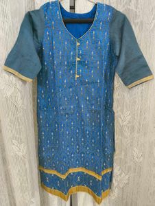 Elegant Blue Embroidered Kurta
