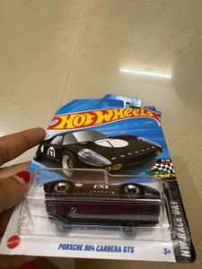 Hot Wheels Porsche &amp; Viper Set