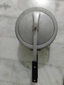 Heavy Aluminium Pressure Cooker