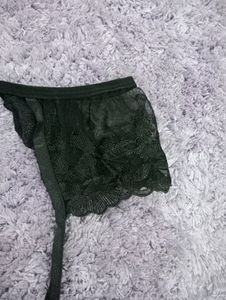 Lace Suspender Belt