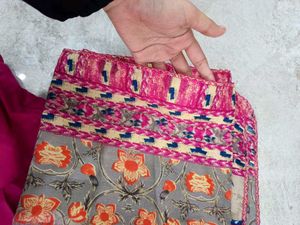 Pakistani Woolen Floral Kurta Set With Shawl