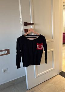 Stylish Black Long Sleeve Sweater