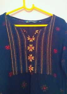 Elegant Embroidered Kurta