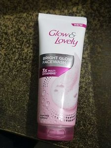 Glow & Lovely Bright Facewash