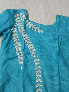 Elegant Blue Embroidered Kurta
