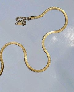 Beautiful Korean Golden snake chain.