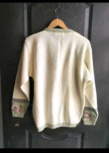 EMBRIODERED SWEATER