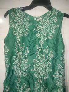 Sleeveless Top