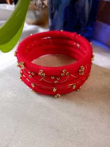 Red Handcrafted Thread Bangles
