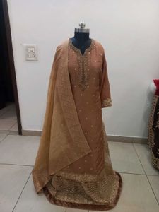Elegant Kurta Set with skirt