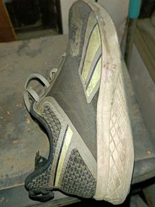Used Shoes Size