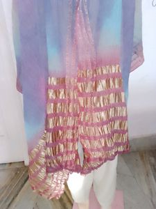 Combo Of A Dupatta And Kurti