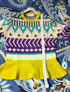 FUN PATTERN SWEATER 💛