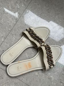 Zara Chain Detail Slides