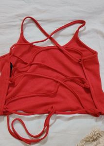 Backless crop top