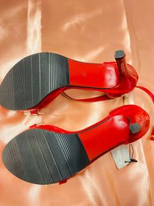 Ket Importa Red Heels 👠
