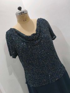 Elegant Navy Blue Evening Gown