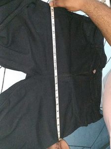 Women Straight Fit Jean&#39;s Dark Black