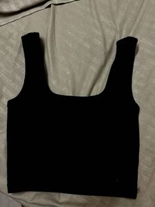 Black Sleeveless Crop Top