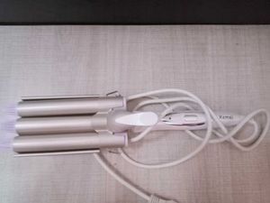 KEMEI TRIPLE TONG HAIR WAVER