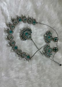 Elegant Silver-Tone Jewelry Set