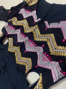 Black Kurti